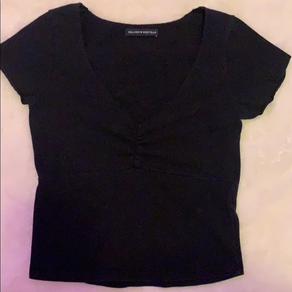 Brandy Melville scrunch tee